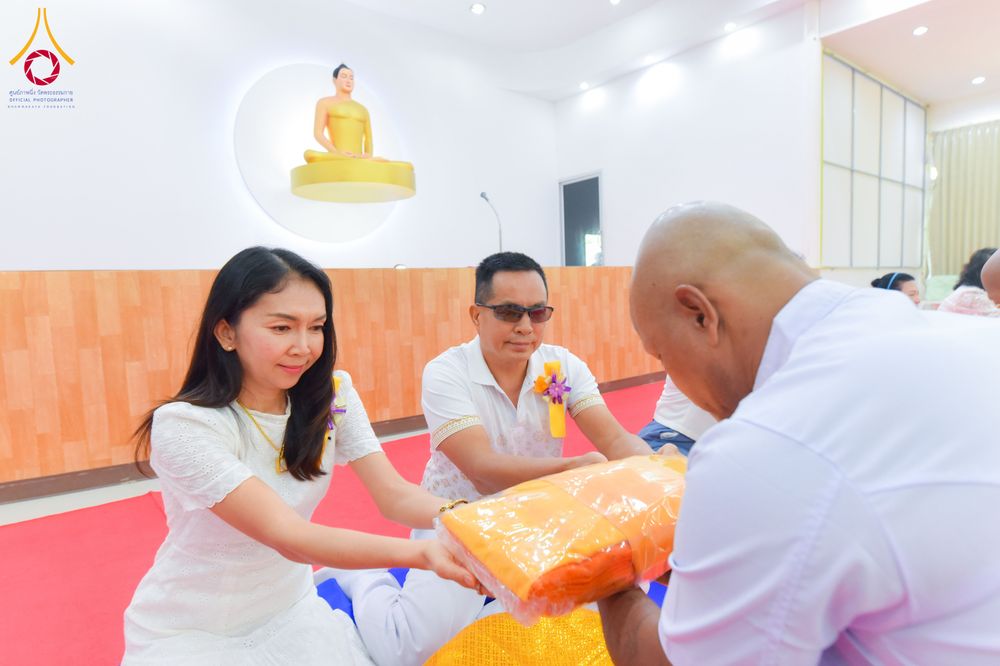 ภาพ No.285136:วันเสาร์ที่ 6 ธันวาคม พ.ศ.2568  พิธีอุปสมบทธรรมทายาท โครงการบรรพชาอุปสมบทหมู่  รุ่นบูชาธรรมมหาปูชนียาจารย์ ประจำปี 2568 ศูนย์ปฏิบัติธรรมและศูนย์อบรมเยาวชนเพชรบุรี อ.ท่ายาง จ.เพชรบุรี ณ วัดศีลคุณาราม อ.เขาย้อย เพชรบุรี