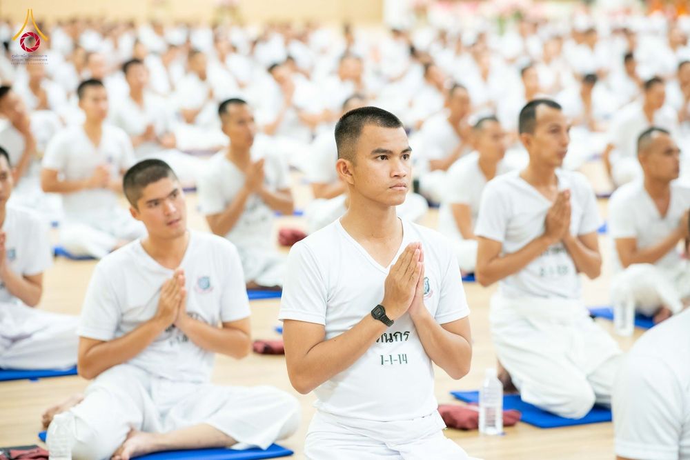 ภาพ No.350091:วันที่ 17-18 กันยายน พ.ศ. 2569 โครงการบรรพชาพัฒนาคุณธรรม จริยธรรม สำหรับนักเรียนนายสิบตำรวจ (นสต.) รุ่นที่ 16 ศูนย์ฝึกอบรมตำรวจภูธรภาค 1  ได้จัดกิจกรรม ณ สภาธรรมกายสากล ห้องแก้ว2