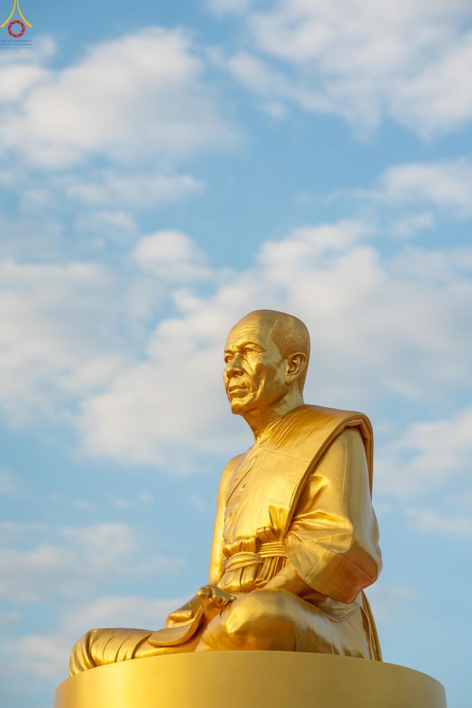 ภาพ No.302544:วันที่ 24 มกราคม พ.ศ. 2569 พิธีตักบาตรพระธรรมยาตรา ณ อนุสรณ์สถานลำดับที่ 5 สถานที่เผยแผ่วิชชาธรรมกายครั้งแรก อนุสรณ์สถานบางปลา วัดบางปลา อำเภอบางเลน จังหวัดนครปฐม ในโครงการธรรมยาตรา กตัญญูบูชา มหาปูชนียาจารย์ พระมงคลเทพมุนี(สด จนฺทสโร) พระผู้ปราบมาร อนุส