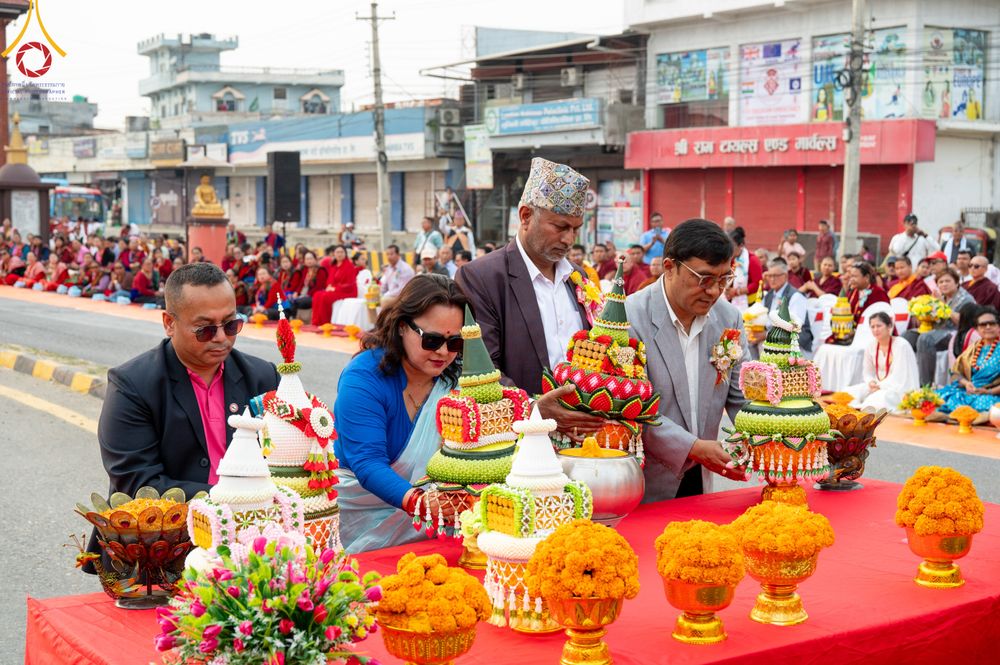 ภาพ No.317065:วันเสาร์ที่ 28 มีนาคม พ.ศ.2569 ธรรมยาตราจาริก ณ ซุ้มประตูลุมพินีเกต(Lumbini Gate) ประเทศเนปาล