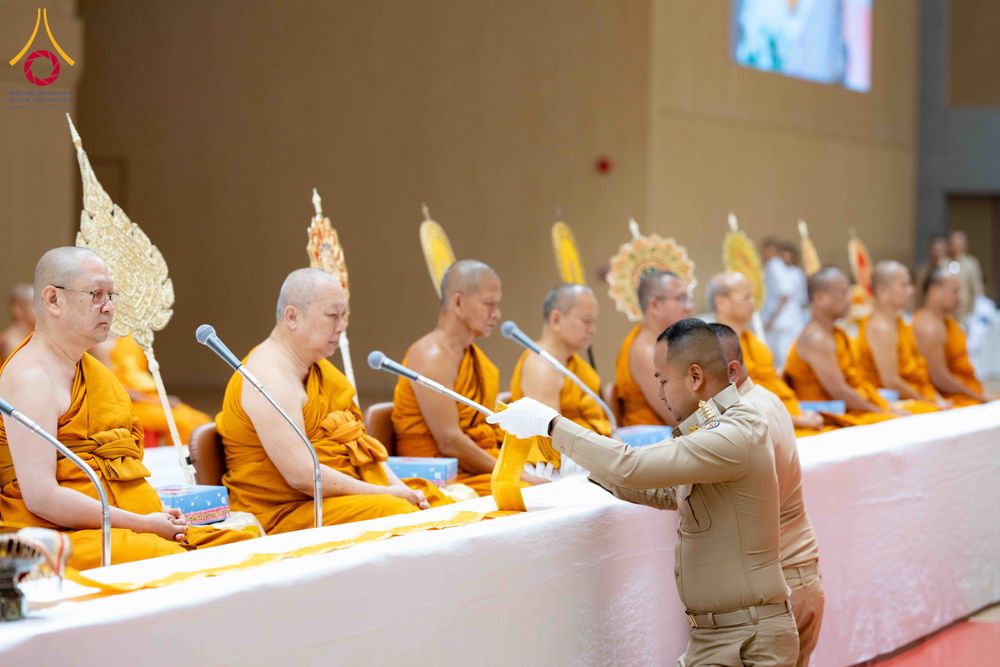 ภาพ No.306464:วันที่ 31 มกราคม พ.ศ. 2569  พิธีบำเพ็ญกุศล 100 วัน เพื่ออุทิศถวายแด่  สมเด็จพระนางเจ้าสิริกิติ์ พระบรมราชินีนาถ พระบรมราชชนนีพันปีหลวง ณ ห้องแก้วสารพัดนึก2 วัดพระธรรมกาย ปทุมธานี