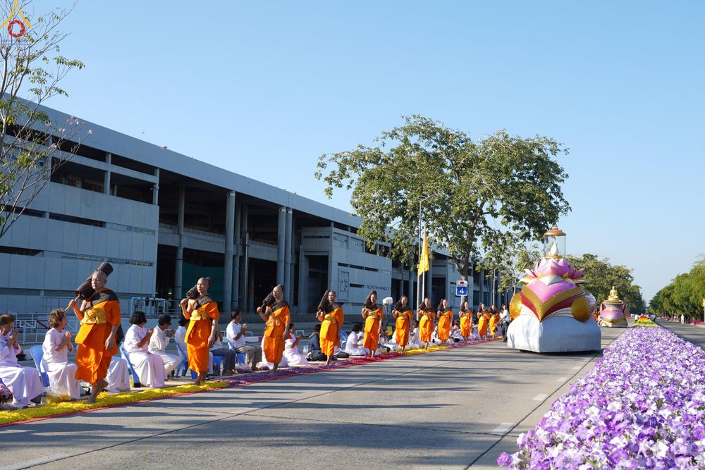 ภาพ No.279635:วันที่ 2 มกราคม พ.ศ.2569 พิธีต้อนรับพระธรรมยาตรา ครั้งที่ 1 ณ วัดพระธรรมกาย (วิหารหลวงปู่ - พระมหาธรรมกายเจดีย์)