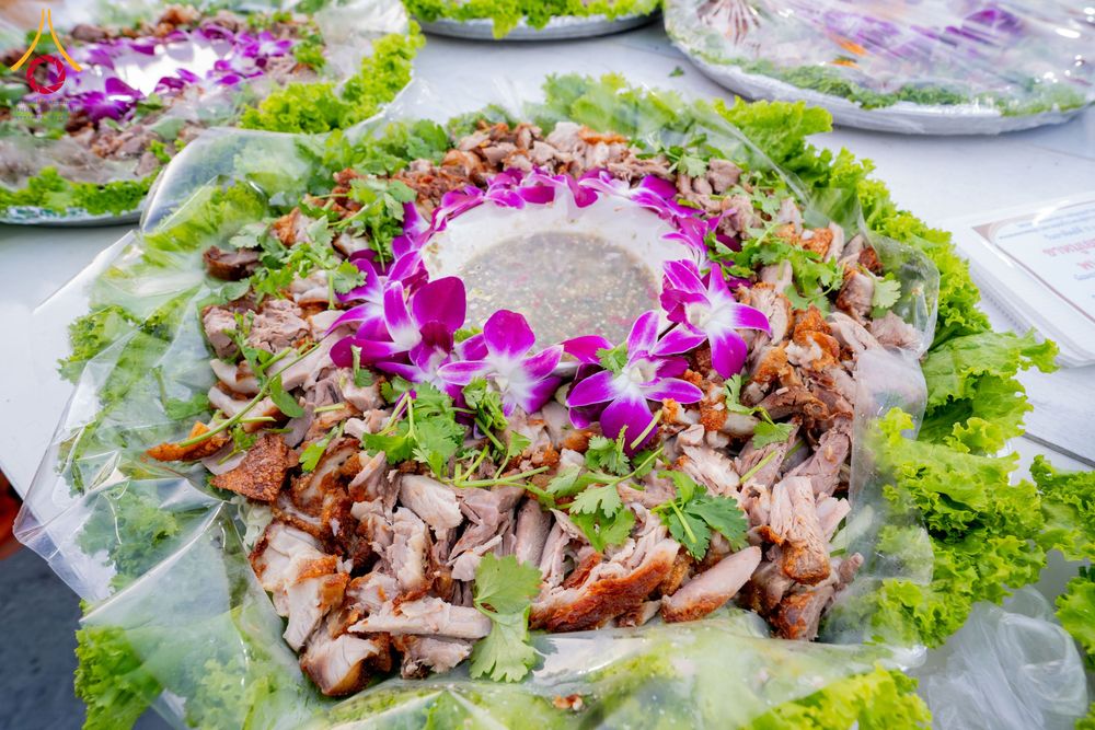 ภาพ No.292297:วันที่ 11 มกราคม พ.ศ. 2569 พิธีถวายภัตตาหารเป็นสังฆทาน แด่พระธรรมยาตรา ในโครงการธรรมยาตรา กตัญญูบูชา มหาปูชนียาจารย์ พระมงคลเทพมุนี(สด จนฺทสโร) พระผู้ปราบมาร อนุสรณ์สถาน 7 แห่ง ปีที่ 14 ณ  อนุสรณ์สถานลำดับที่ 2  สถานที่ตั้งมโนปณิธานบวชตลอดชีวิต อนุสรณ์สถ