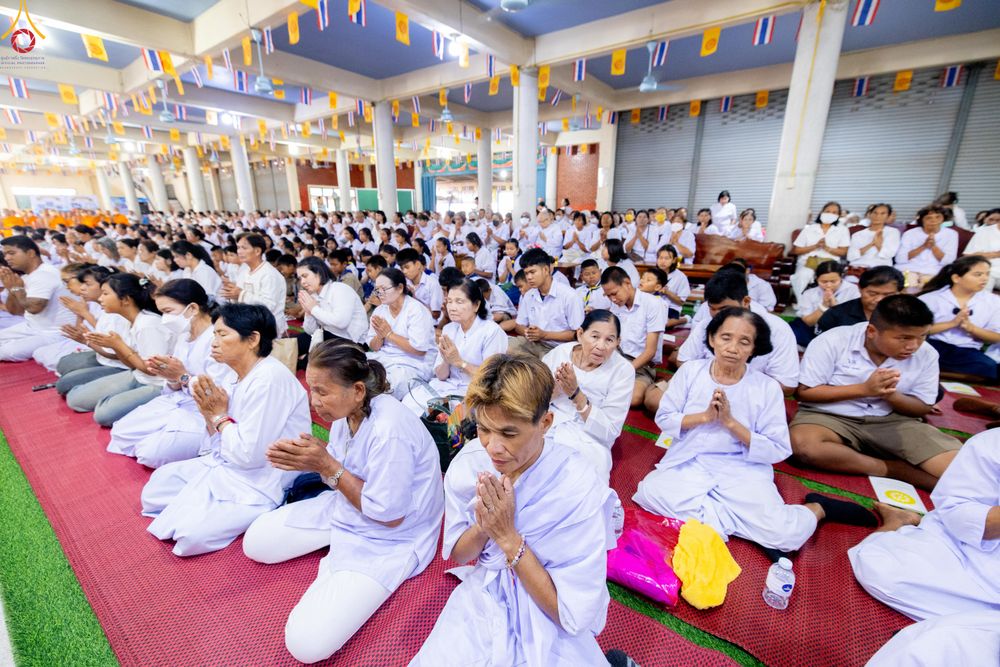 ภาพ No.301222:วันที่ 22 มกราคม พ.ศ. 2569 พิธีทอดผ้าป่าทำนุบำรุงศาสนสถาน ณ วัดใหม่พิบูลย์ผล อ.สองพี่น้อง จ.สุพรรณบุรี ในโครงการธรรมยาตรา กตัญญูบูชา มหาปูชนียาจารย์ พระมงคลเทพมุนี(สด จนฺทสโร) พระผู้ปราบมาร อนุสรณ์สถาน 7 แห่ง ปีที่ 14