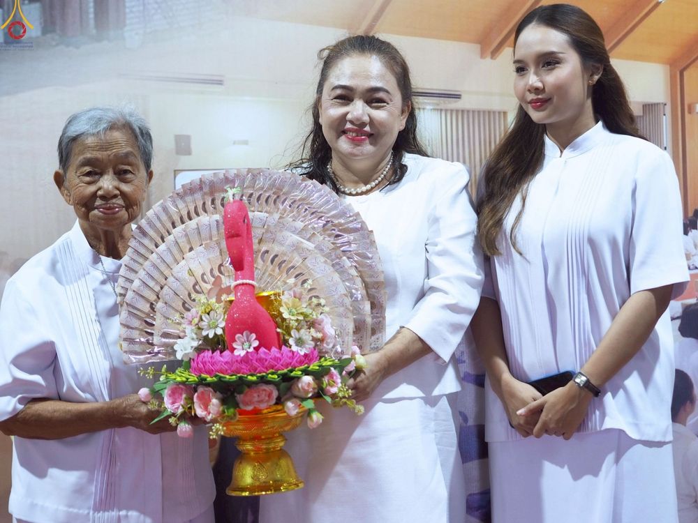 ภาพ No.268900:วันที่ 19 ตุลาคม พ.ศ. 2568 พิธีทอดกฐินสามัคคีทั่วไทย ณ ศูนย์ปฏิบัติธรรมอุทัยแสง ตำบลเกาะเทโพ อำเภอเมือง จังหวัดอุทัยธานี โดยคณะศิษยานุศิษย์ บูชาธรรม 81 ปี หลวงพ่อธัมมชโย