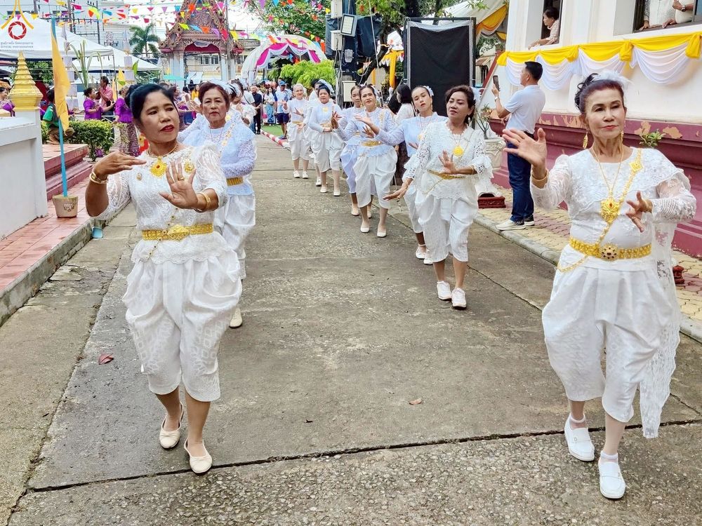 ภาพ No.265417:วันที่ 25 ตุลาคม พ.ศ. 2568 พิธีทอดกฐินสามัคคีทั่วไทย ณ วัดหัวป้อมใน จ.สงขลา โดยคณะศิษยานุศิษย์ บูชาธรรม 81 ปี หลวงพ่อธัมมชโย