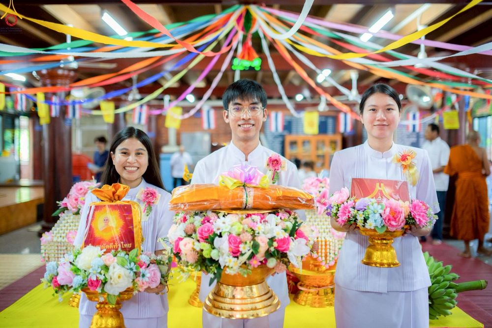 ภาพ No.254674:วันที่ 13 ตุลาคม พ.ศ. 2568 พิธีทอดกฐินสามัคคีทั่วไทย 30,000 วัด โดยคณะศิษยานุศิษย์ บูชาธรรม 81 ปี หลวงพ่อธัมมชโย ณ วัดบึงไทย จ.นครราชสีมา