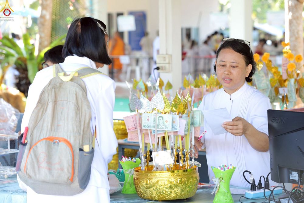 ภาพ No.253951:วันที่ 12 ตุลาคม พ.ศ. 2568 พิธีทอดกฐินสามัคคีทั่วไทย 30,000 วัด โดยคณะศิษยานุศิษย์ บูชาธรรม 81 ปี หลวงพ่อธัมมชโย ณ ธุดงคสถานชุมพร ต.ขุนกระทิง อ.เมือง จ.ชุมพร