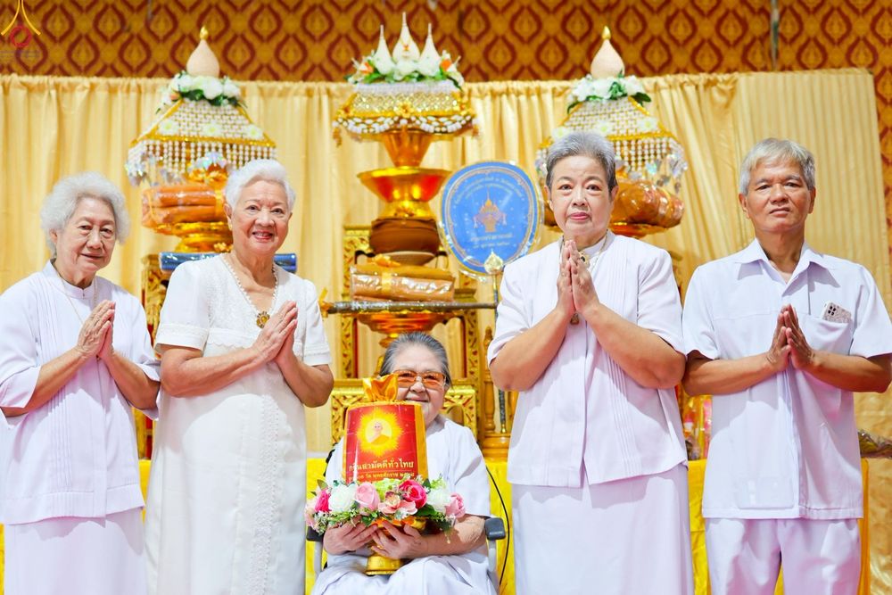 ภาพ No.257598:วันที่ 18 ตุลาคม พ.ศ. 2568 พิธีทอดกฐินสามัคคีทั่วไทย 30,000 วัด โดยคณะศิษยานุศิษย์ บูชาธรรม 81 ปี หลวงพ่อธัมมชโย ณ วัดน้อยนางหงษ์ แขวงบางยี่ขัน  เขตบางพลัด จ.กรุงเทพมหานคร