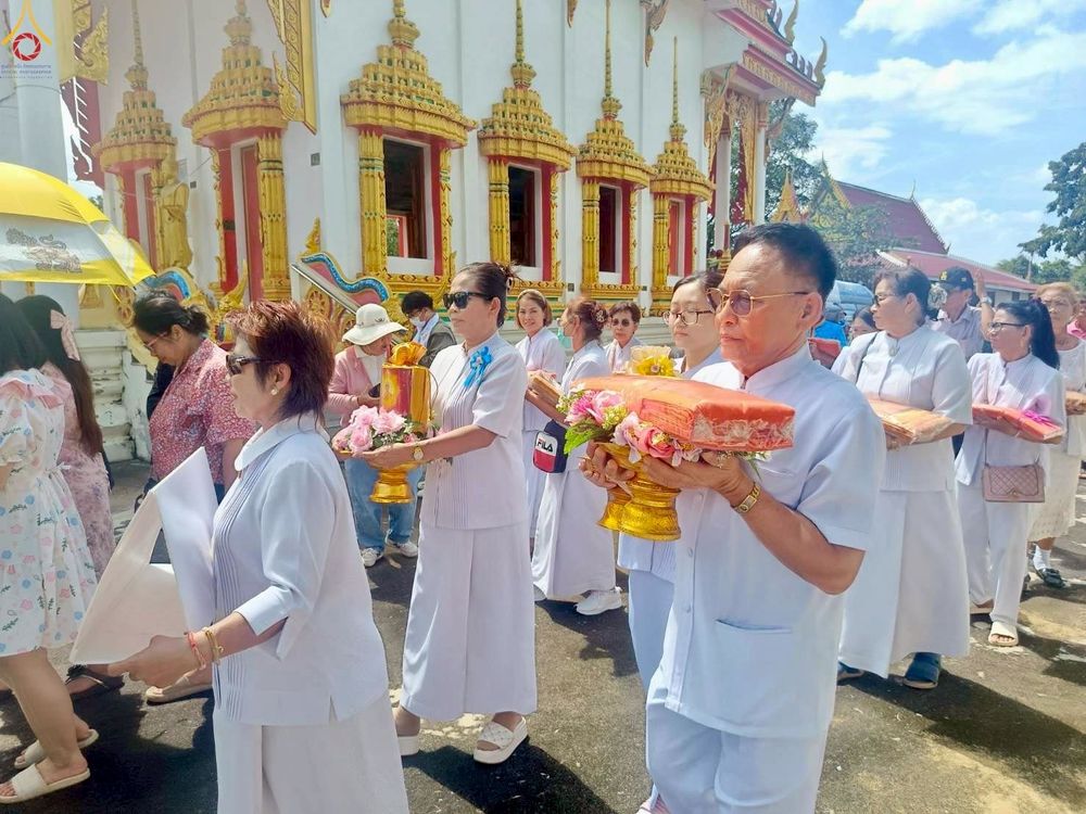 ภาพ No.257873:วันที่ 18 ตุลาคม พ.ศ. 2568 พิธีทอดกฐินสามัคคีทั่วไทย 30,000 วัด โดยคณะศิษยานุศิษย์ บูชาธรรม 81 ปี หลวงพ่อธัมมชโย ณ วัดศรีสุธาวาส ต.ท้ายทุ่ง อ.ทับคล้อ  จ.พิจิตร