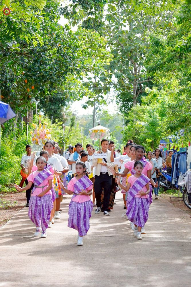 ภาพ No.258380:วันที่ 18 ตุลาคม พ.ศ. 2568 พิธีทอดกฐินสามัคคีทั่วไทย 30,000 วัด โดยคณะศิษยานุศิษย์ บูชาธรรม 81 ปี หลวงพ่อธัมมชโย ณ วัดโตงไชยาราม อ.ย่านตาขาว จ.ตรัง