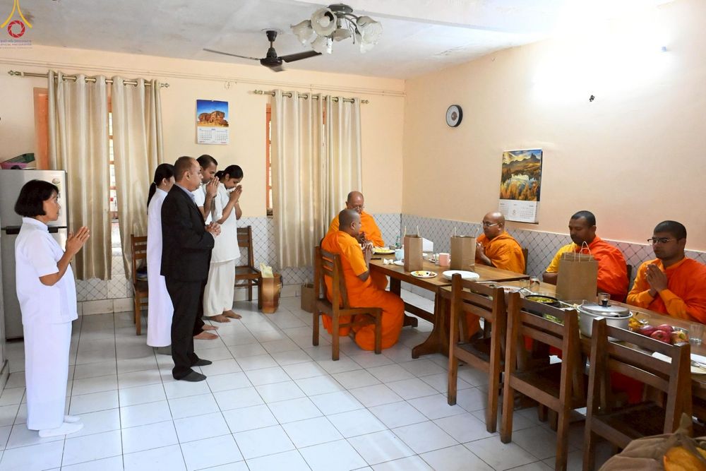 ภาพ No.263375:วันที่ 17 ตุลาคม พ.ศ. 2568 ทอดกฐินสมทบวัดต่างประเทศ ณ วัดมหาโพธิเดลลี ประเทศอินเดีย 