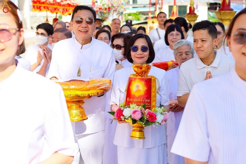 ภาพ No.259130:วันที่ 19 ตุลาคม พ.ศ. 2568 พิธีทอดกฐินสามัคคีทั่วไทย 30,000 วัด โดยคณะศิษยานุศิษย์ บูชาธรรม 81 ปี หลวงพ่อธัมมชโย ณ วัดภาณุรังษี แขวงบางพลัด  เขตบางพลัด กรุงเทพมหานคร