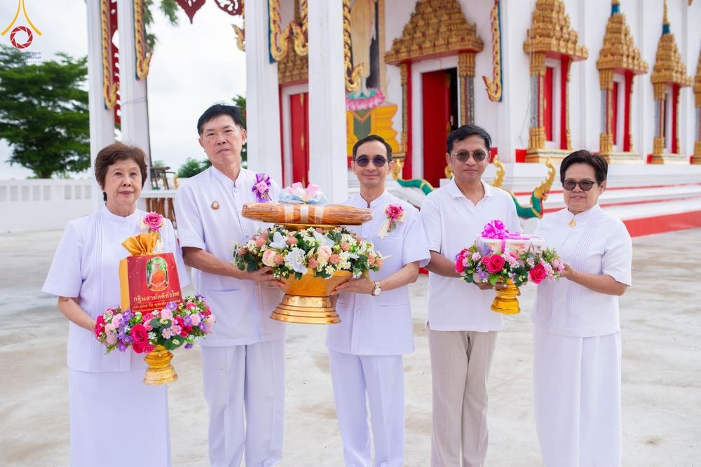 ภาพ No.164520:พิธีทอดกฐิน ณ วัดเทพมงคล อ.บางซ้าย จ.พระนครศรีอยุธยา ในโครงการกฐินสามัคคีทั่วไทย 30,000 วัด บูชาธรรม 80 ปี หลวงพ่อธัมมชโย โดยคณะศิษยานุศิษย์วัดพระธรรมกาย วันที่ 20 ตุลาคม พ.ศ. 2567