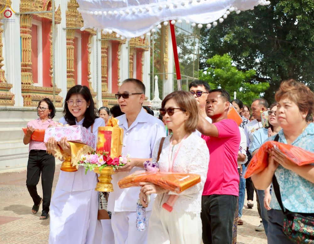 ภาพ No.258693:วันที่ 19 ตุลาคม พ.ศ. 2568 พิธีทอดกฐินสามัคคีทั่วไทย 30,000 วัด โดยคณะศิษยานุศิษย์ บูชาธรรม 81 ปี หลวงพ่อธัมมชโย ณ วัดปู่เจ้า อ. ศรีประจันต์ จ. สุพรรณบุรี