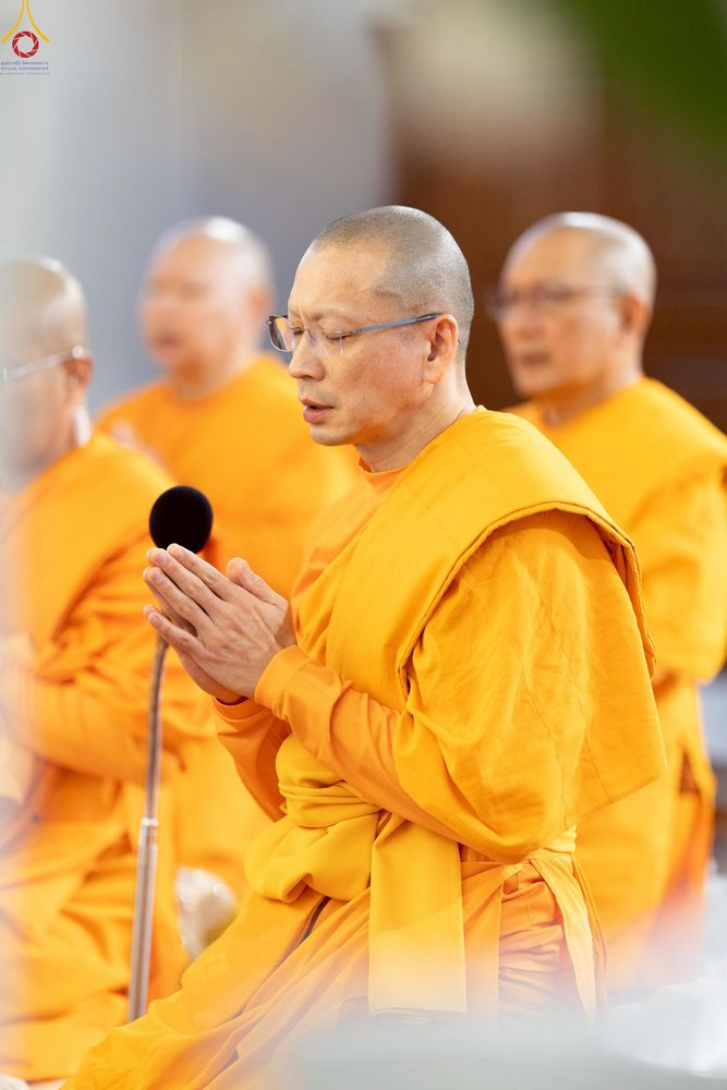 ภาพ No.270816:วันอาทิตย์ที่ 19 ตุลาคม พ.ศ. 2568 พิธีทอดกฐิน “หนึ่งไม่มีสอง” วัดพระธรรมกายนิวคาสเซิล เมืองนิวคาสเซิล ประเทศอังกฤษ 