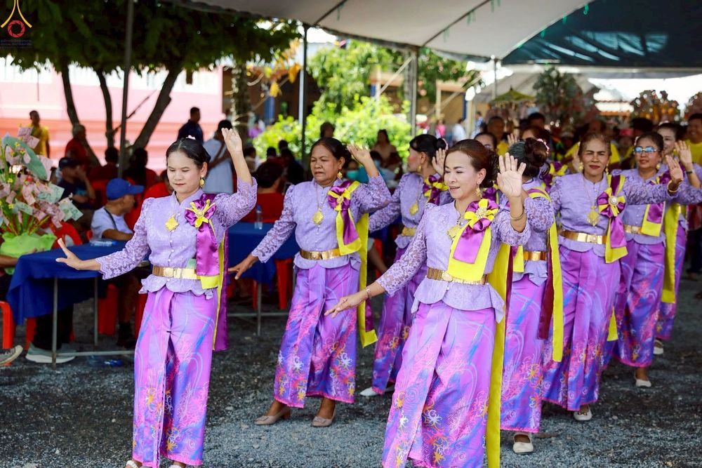 ภาพ No.270806:วันที่ 19 ตุลาคม พ.ศ. 2568 พิธีทอดกฐินสามัคคีทั่วไทย ณ ที่พักสงฆ์ทรายทอง อ.หาดใหญ่ จ.สงขลา โดยคณะศิษยานุศิษย์ บูชาธรรม 81 ปี หลวงพ่อธัมมชโย