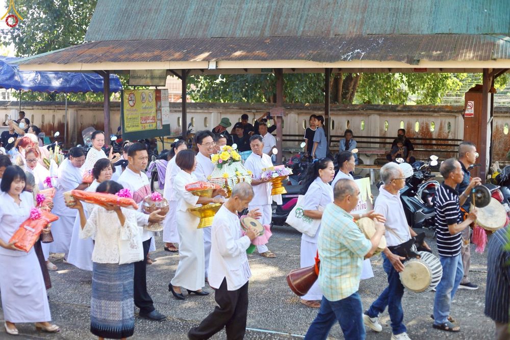 ภาพ No.269996:วันที่ 12 ตุลาคม พ.ศ. 2568 พิธีทอดกฐินสามัคคีทั่วไทย ณ วัดแม่กาห้วยเคียน อ.เมือง จ.พะเยา โดยคณะศิษยานุศิษย์ บูชาธรรม 81 ปี หลวงพ่อธัมมชโย