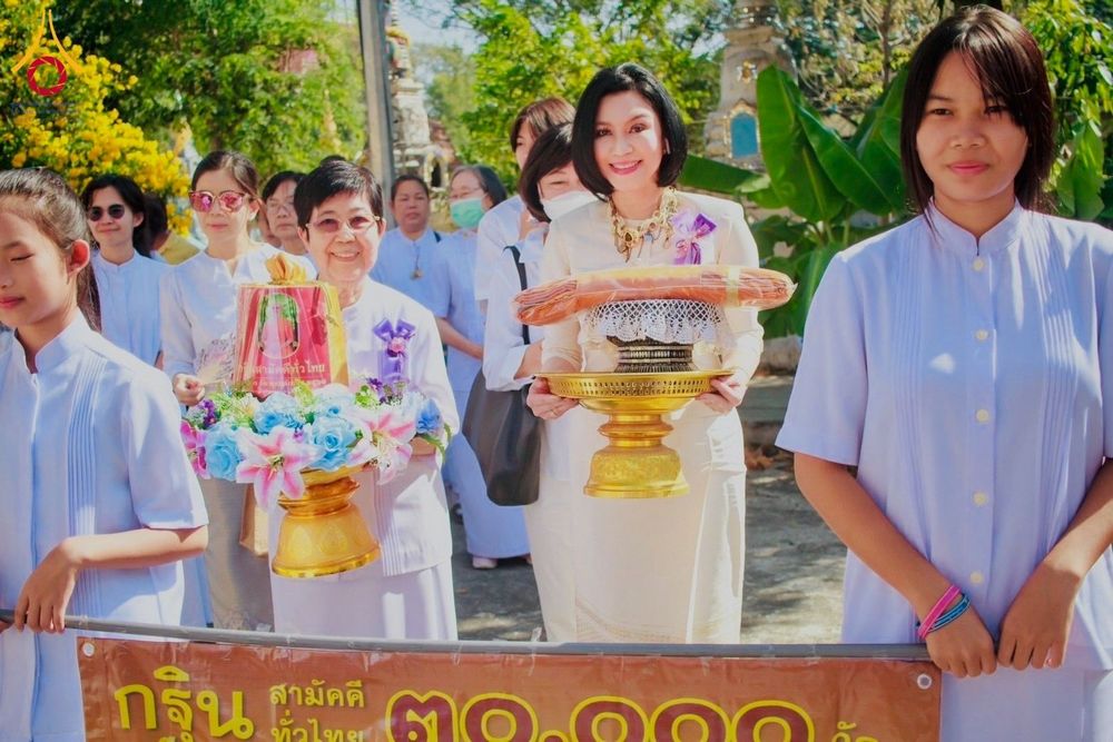 ภาพ No.178856:พิธีทอดกฐิน ณ วัดเจริญวราราม อ.บางบ่อ จ.สมุทรปราการ  ในโครงการกฐินสามัคคีทั่วไทย 30,000 วัด บูชาธรรม 80 ปี หลวงพ่อธัมมชโย โดยคณะศิษยานุศิษย์วัดพระธรรมกาย วันที่ 10 พฤศจิกายน พ.ศ. 2567