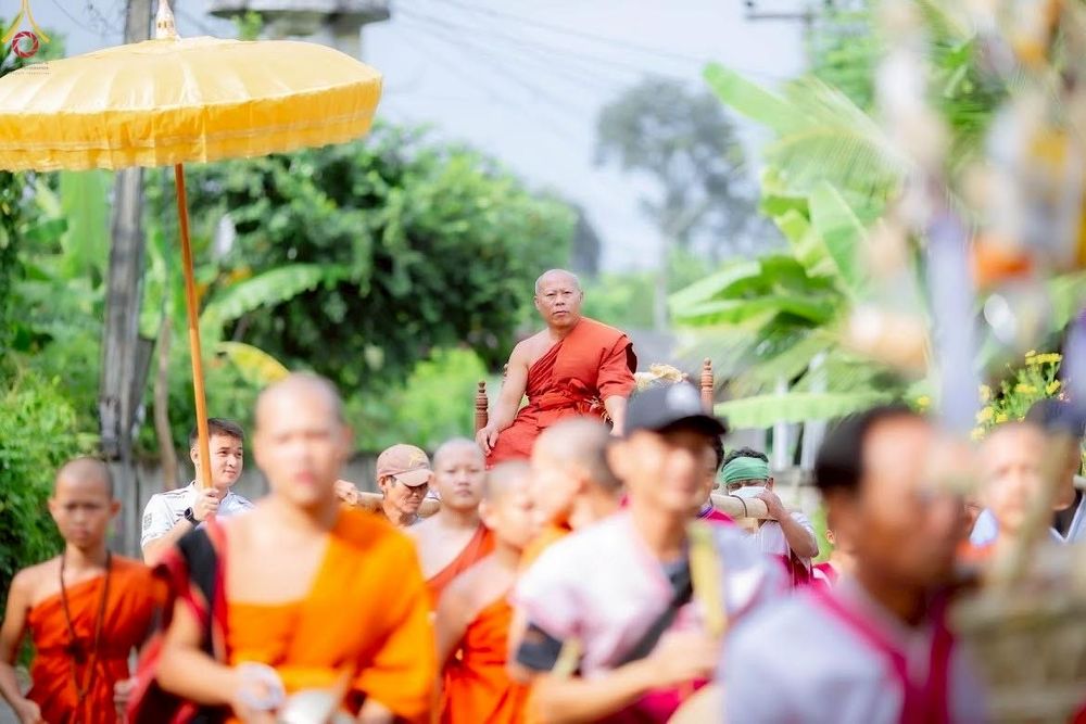 ภาพ No.253739:วันที่ 12 ตุลาคม พ.ศ. 2568 พิธีทอดกฐินสามัคคีทั่วไทย 30,000 วัด โดยคณะศิษยานุศิษย์ บูชาธรรม 81 ปี หลวงพ่อธัมมชโย ณ วัดดอยคำ ตำบลทากาศ  อำเภอแม่ทา จังหวัดลำพูน