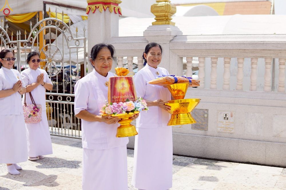 ภาพ No.260829:วันที่ 12 ตุลาคม พ.ศ. 2568 พิธีทอดกฐินสามัคคีทั่วไทย 30,000 วัด โดยคณะศิษยานุศิษย์ บูชาธรรม 81 ปี หลวงพ่อธัมมชโย ณ วัดใหญ่บางปลากด ต.ในคลองบางปลากด  อ.พระสมุทรเจดีย์ จ.สมุทรปราการ