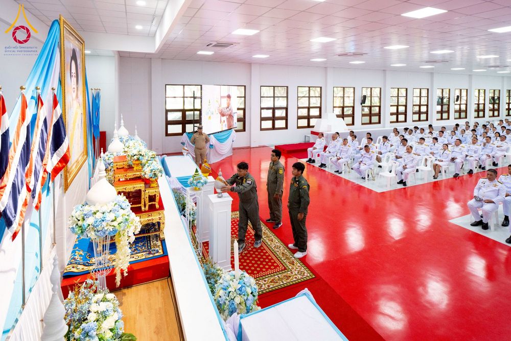 ภาพ No.237681:พิธีถวายเครื่องราชสักการะและวางพานพุ่ม และพิธีจุดเทียนถวายพระพรชัยมงคล เนื่องในโอกาสวันเฉลิมพระชนมพรรษา สมเด็จพระนางเจ้าสิริกิติ์ พระบรมราชินีนาถ พระบรมราชชนนีพันปีหลวง วันอังคารที่ 12 สิงหาคม พ.ศ. 2568  ณ อาคารปลูกศรัทธา 2 วัดพระธรรมกาย