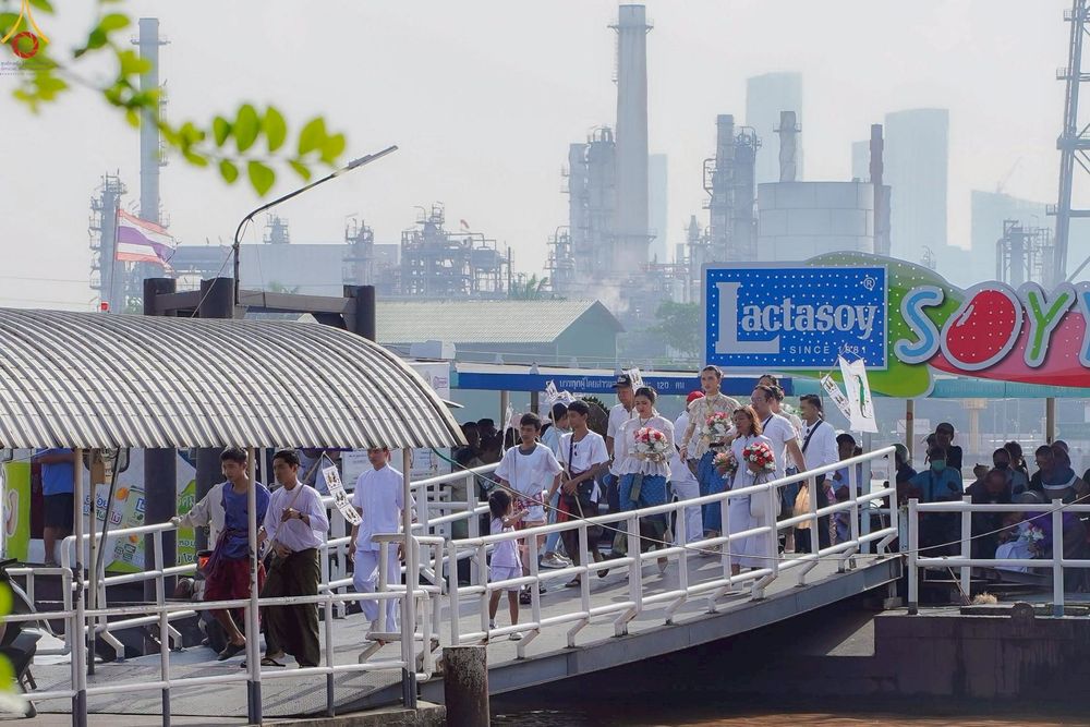 ภาพ No.253352:วันที่ 12 ตุลาคม พ.ศ. 2568 พิธีทอดกฐินสามัคคีทั่วไทย 30,000 วัด โดยคณะศิษยานุศิษย์ บูชาธรรม 81 ปี หลวงพ่อธัมมชโย ณ วัดบางน้ำผึ้งนอก อ.พระประแดง จ.สมุทรปราการ