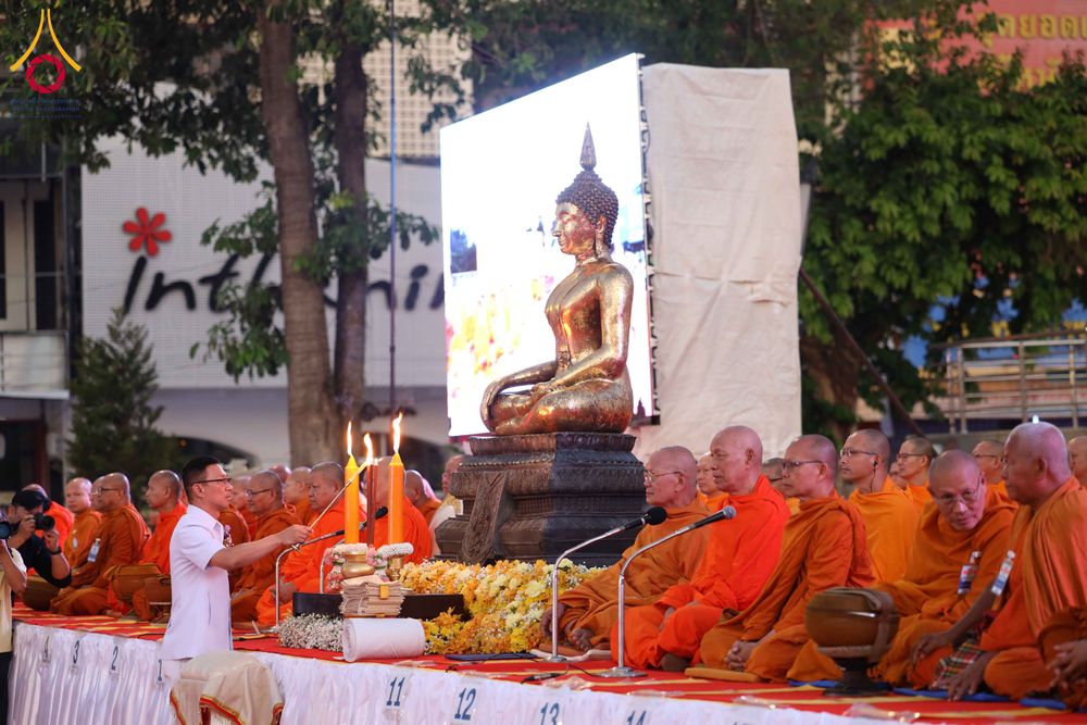 ภาพ No.312505:วันอาทิตย์ที่ 8 มีนาคม พ.ศ.2569 ทำบุญเมืองนครราชสีมา 558 ปี ตักบาตรพระ 10,000 รูป