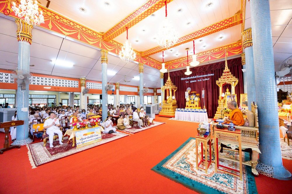 ภาพ No.263215:วันที่ 23 ตุลาคม พ.ศ. 2568 พิธีทอดกฐินสามัคคีทั่วไทย 30,000 วัด โดยคณะศิษยานุศิษย์ บูชาธรรม 81 ปี หลวงพ่อธัมมชโย ณ วัดพรหมวงศาราม เขตดินแดง กรุงเทพมหานคร