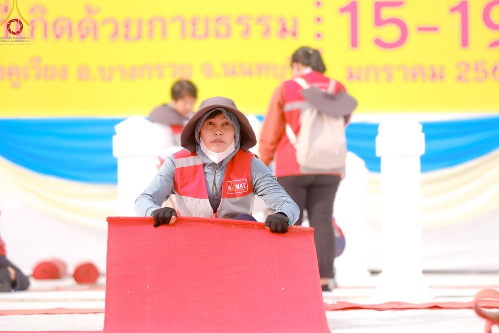 ภาพ No.205404:V.53 สารพัดV สารพัดดี ที่วัดโบสถ์บน ในโครงการธรรมยาตรา กตัญญูบูชา มหาปูชนียาจารย์ พระมงคลเทพมุนี(สด จนฺทสโร) พระผู้ปราบมาร อนุสรณ์สถาน 7 แห่ง ปีที่ 13 ระหว่างวันที่ 2-31 มกราคม พ.ศ. 2568