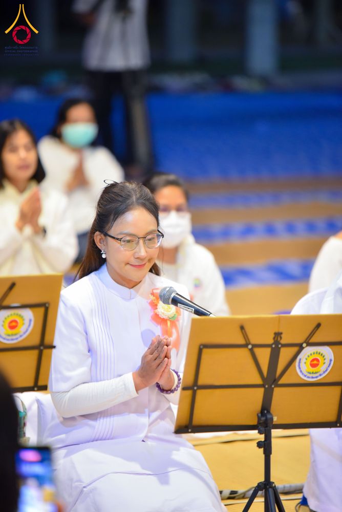 ภาพ No.292555:วันที่ 12 มกราคม พ.ศ. 2569 พิธีถวายภัตตาหารเป็นสังฆทาน แด่พระธรรมยาตรา ณ อนุสรณ์สถานมหาวิหารพระมงคลเทพมุนี (โลตัสแลนด์) อ.สองพี่น้อง จ.สุพรรณบุรี ในโครงการธรรมยาตรา กตัญญูบูชา มหาปูชนียาจารย์ พระมงคลเทพมุนี(สด จนฺทสโร) พระผู้ปราบมาร อนุสรณ์สถาน 7 แห่ง ปี