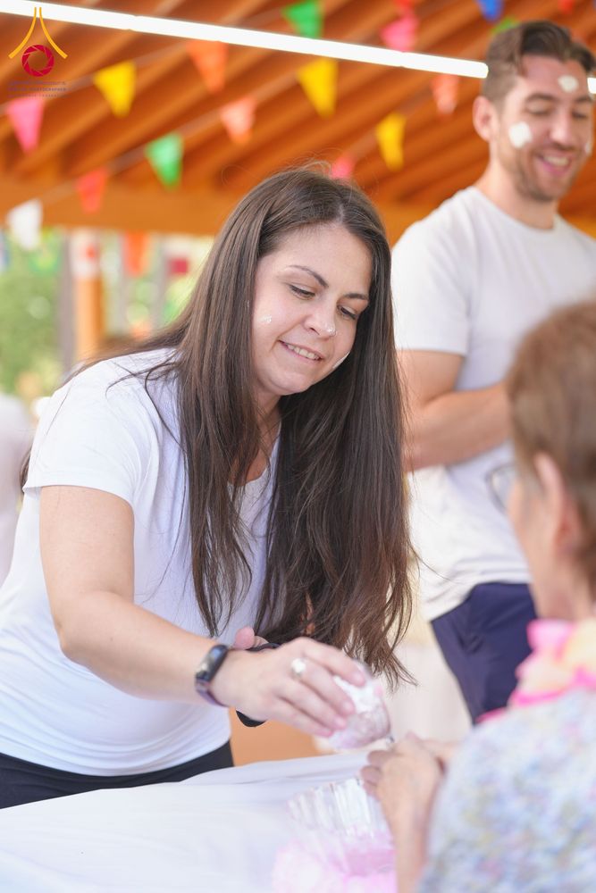 ภาพ No.321667:วันอาทิตย์ที่ 12 เมษายน พ.ศ.2569 กิจกรรมงานบุญวันสงกรานต์ (ตักบาตร ขอขมาพ่อแม่ สรงน้ำพระ รดน้ำขอพร) ณ วัดพระธรรมกายจอร์เจีย ประเทศสหรัฐอเมริกา