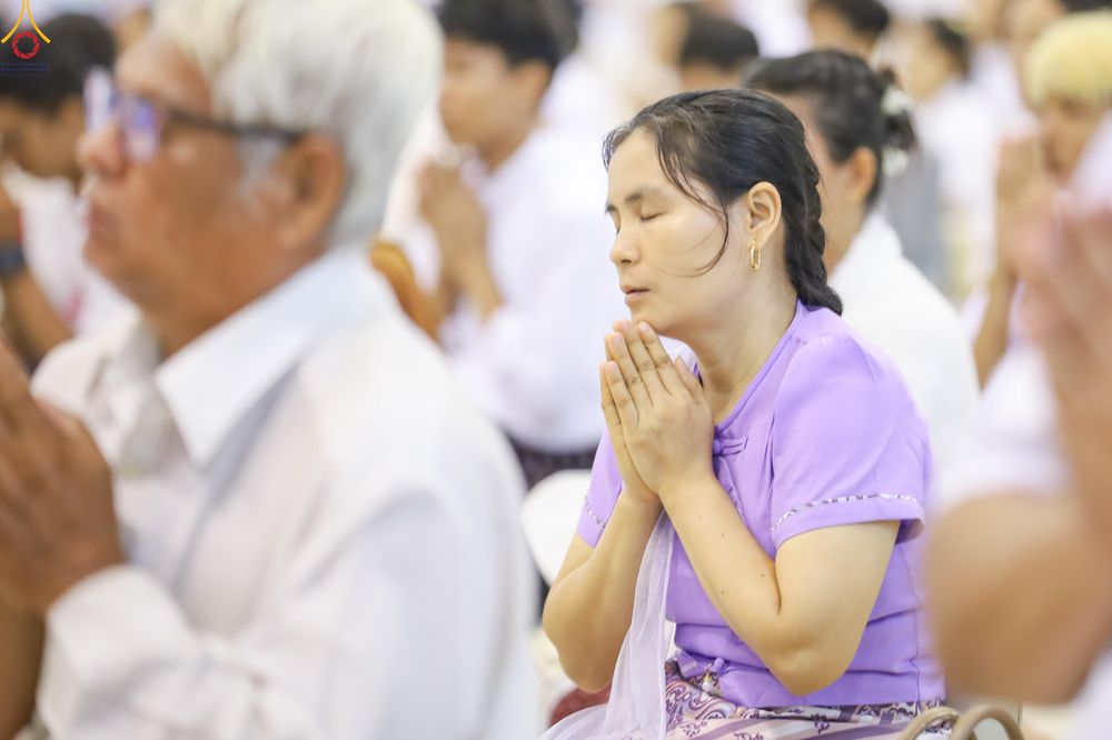 ภาพ No.327728:วันที่ 3 พฤษภาคม พ.ศ.2569 พิธีรับมอบพระบรมสารีริกธาตุ จากสาธารณรัฐแห่งสหภาพเมียนมา ณ ห้องแก้วสารพัดนึก วัดพระธรรมกาย