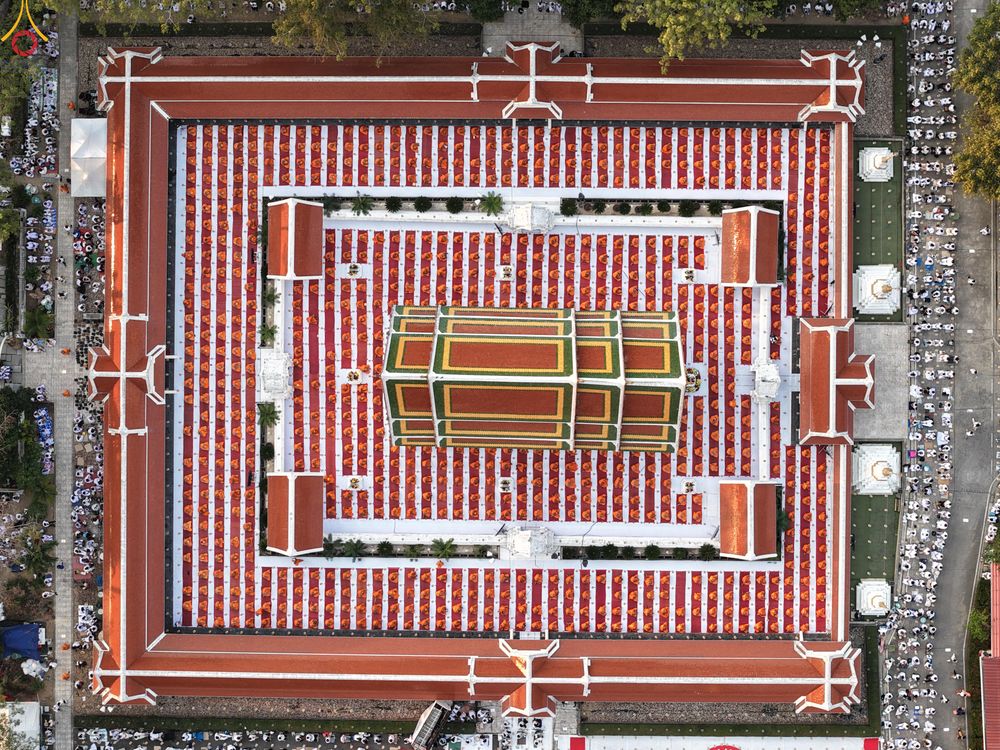 ภาพ No.296977:วันที่ 17 มกราคม พ.ศ. 2569 พิธีจุดประทีปถวายเป็นพุทธบูชา และบูชาธรรมมหาปูชนียาจารย์  ณ วัดโบสถ์บน ต.บางคูเวียง จ.นนทบุรี อนุสรณ์สถานลำดับที่ 4 สถานที่เกิดด้วยกายธรรม ในโครงการธรรมยาตรา กตัญญูบูชา มหาปูชนียาจารย์ พระมงคลเทพมุนี(สด จนฺทสโร) พระผู้ปราบมาร อ