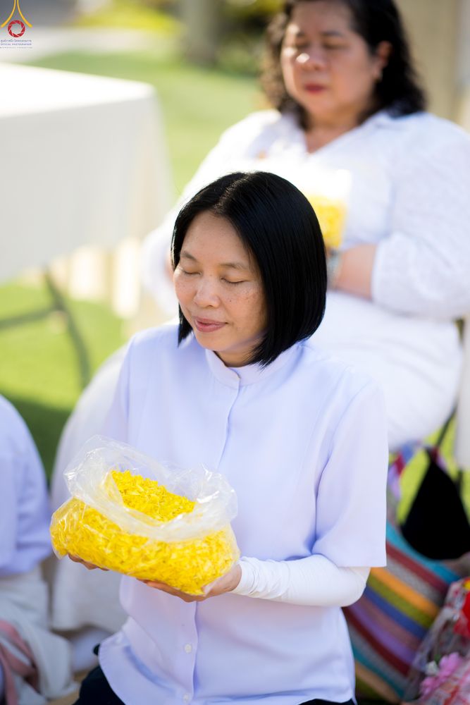 ภาพ No.287420:วันที่ 3 มกราคม พ.ศ. 2569 พิธีต้อนรับพระธรรมยาตรา ในโครงการธรรมยาตรา กตัญญูบูชา มหาปูชนียาจารย์ พระมงคลเทพมุนี(สด จนฺทสโร) พระผู้ปราบมาร อนุสรณ์สถาน 7 แห่ง ปีที่ 14 ณ อนุสรณ์สถานมหาวิหารพระมงคลเทพมุนี (โลตัสแลนด์) อ.สองพี่น้อง จ.สุพรรณบุรี