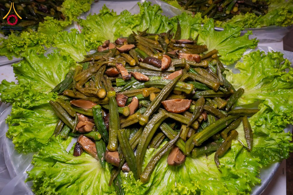 ภาพ No.303586:วันที่ 27 มกราคม พ.ศ. 2569 พิธีถวายภัตตาหารเป็นสังฆทาน แด่พระธรรมยาตรา ณ วัดพระธรรมกาย  จังหวัดปทุมธานี ในโครงการธรรมยาตรา กตัญญูบูชา มหาปูชนียาจารย์ พระมงคลเทพมุนี(สด จนฺทสโร) พระผู้ปราบมาร อนุสรณ์สถาน 7 แห่ง ปีที่ 14