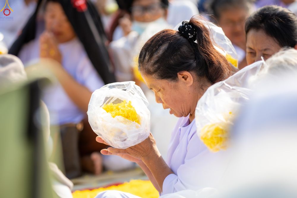 ภาพ No.299314:วันที่ 18 มกราคม พ.ศ. 2569 พิธีต้อนรับพระธรรมยาตรา ณ อนุสรณ์สถานลำดับที่ 5 สถานที่เผยแผ่วิชชาธรรมกายครั้งแรก อนุสรณ์สถานบางปลา วัดบางปลา อำเภอบางเลน จังหวัดนครปฐม ในโครงการธรรมยาตรา กตัญญูบูชา มหาปูชนียาจารย์ พระมงคลเทพมุนี(สด จนฺทสโร) พระผู้ปราบมาร อนุส