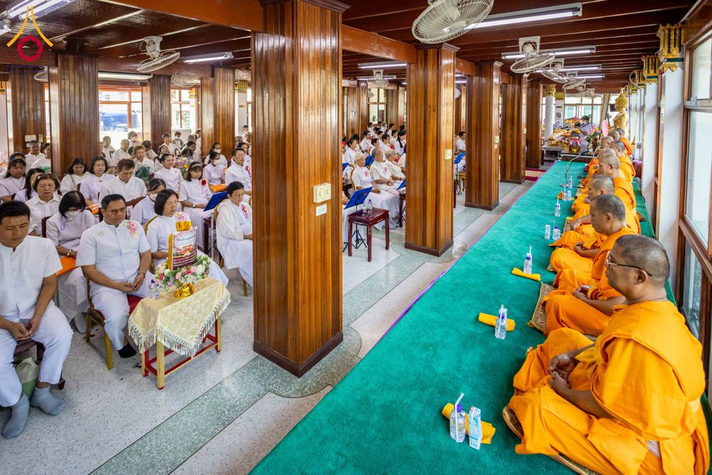 ภาพ No.304529:วันที่ 27 มกราคม พ.ศ. 2569 พิธีทอดผ้าป่าทำนุบำรุงศาสนสถาน ณ วัดปรางค์หลวง ต.บางม่วง อ.บางใหญ่ จ.นนทบุรี ในโครงการธรรมยาตรา กตัญญูบูชา มหาปูชนียาจารย์ พระมงคลเทพมุนี(สด จนฺทสโร) พระผู้ปราบมาร อนุสรณ์สถาน 7 แห่ง ปีที่ 14