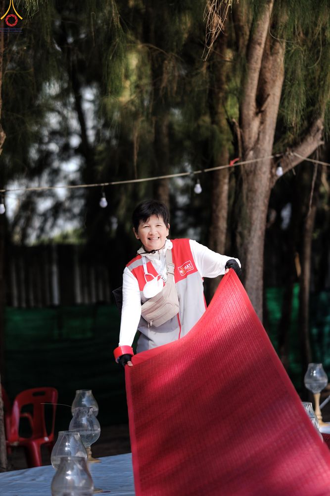 ภาพ No.296188:ภาพเบื้องหลังอาสาสมัครรวมใจ ชุดที่ 2 ในโครงการธรรมยาตรา กตัญญูบูชา มหาปูชนียาจารย์ พระมงคลเทพมุนี(สด จนฺทสโร) พระผู้ปราบมาร อนุสรณ์สถาน 7 แห่ง ปีที่ 14