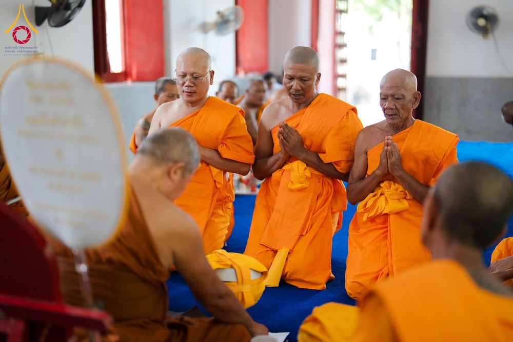 ภาพ No.341384:วันอาทิตย์ที่ 26 กรกฎาคม พ.ศ. 2569 ​โครงการอุปสมบทหมู่บูชาธรรมมหาปูชนียาจารย์ รุ่นที่ ๑ วัดกลางธนรินทร์ ต.บ้านแป้ง อ.พรหมบุรี จ.สิงห์บุรี