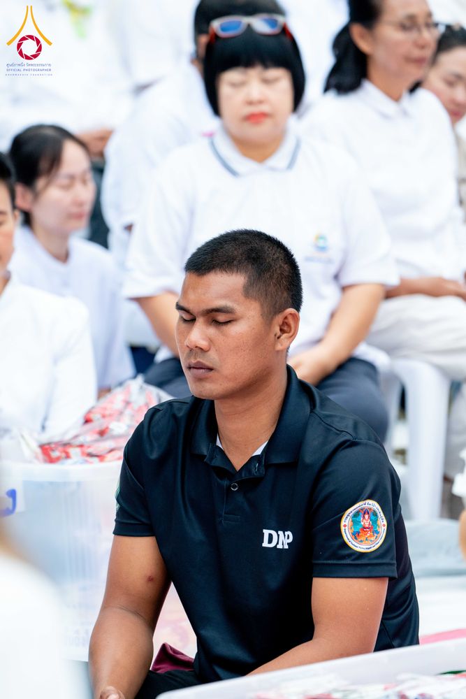 ภาพ No.285933:วันเสาร์ที่ 13 ธันวาคม พ.ศ.2568 พิธีตักบาตรพระภิกษุสามเณร 1,000 รูป ณ บริเวณหน้าอุทยานแห่งชาติเขาใหญ่ อำเภอปากช่อง จ.นครราชสีมา