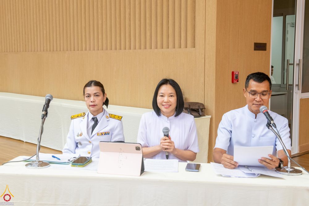 ภาพ No.341736:วันอังคารที่ 28 กรกฎาคม พ.ศ. 2569 คณะสงฆ์และพสกนิกรอำเภอคลองหลวง พร้อมใจจัดพิธีเจริญพระพุทธมนต์ ปฏิบัติธรรม และทำบุญตักบาตร ถวายพระราชกุศลเฉลิมพระเกียรติพระบาทสมเด็จพระเจ้าอยู่หัว