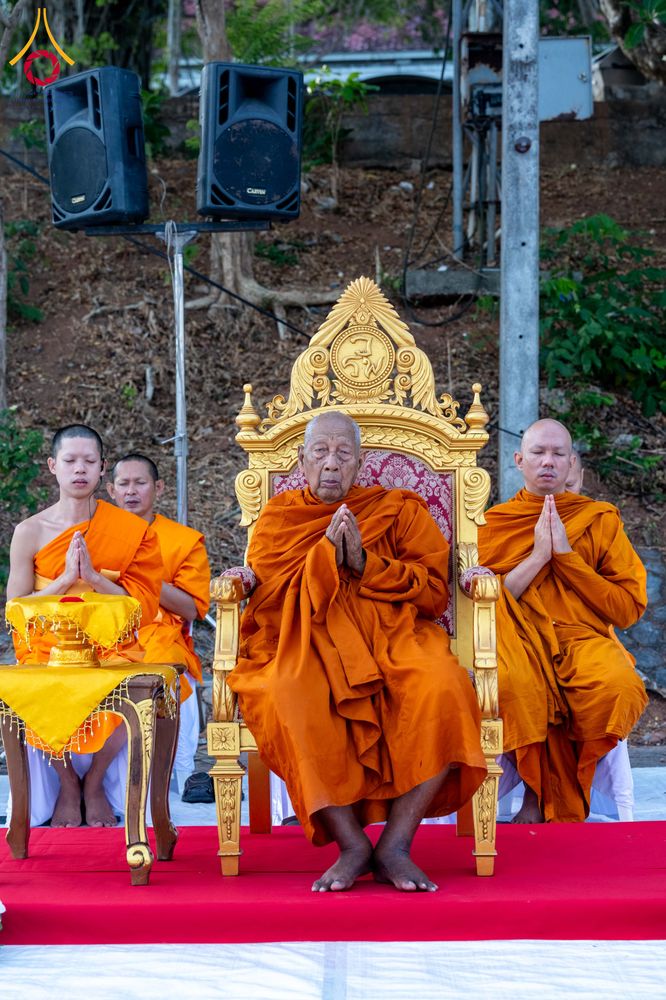 ภาพ No.310329:วันอาทิตย์ที่ 15 กุมภาพันธ์ พ.ศ. 2569 ตักบาตรพระ 1,000 รูป เมืองตรัง ปีที่ 2 ณ ลานพระบรมราชานุสาวรีย์ รัชกาลที่ 5 (หน้าศาลจังหวัดตรัง)อ.เมือง จ.ตรัง