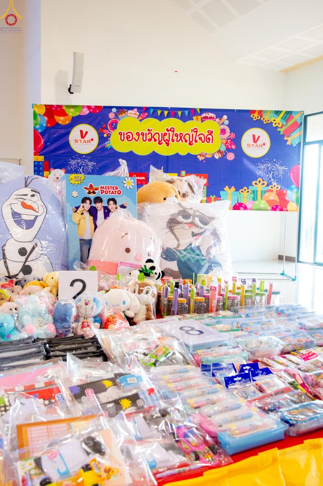 ภาพ No.283888:วันที่ 18 พฤศจิกายน พ.ศ. 2568 พิธีทอดกฐินสามัคคีทั่วไทย 30,000 วัด  โดยคณะศิษยานุศิษย์ บูชาธรรม 81 ปี  หลวงพ่อธัมมชโย  ณ วัดสวายสอ จ.บุรีรัมย์