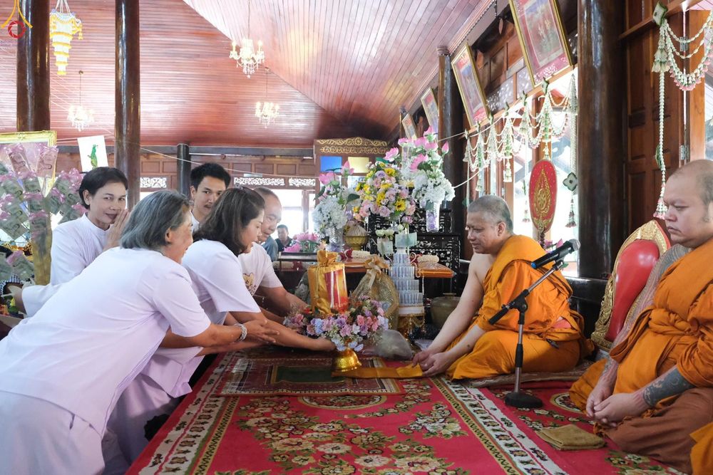 ภาพ No.278672:วันอาทิตย์ที่ 2 พฤศจิกายน  2568 พิธีทอดกฐินสามัคคีทั่วไทย โดยคณะศิษยานุศิษย์ บูชาธรรม 81 ปี หลวงพ่อธัมมชโย ณ วัดสุวรรณาราม อ.พุทธมณฑล จ.นครปฐม