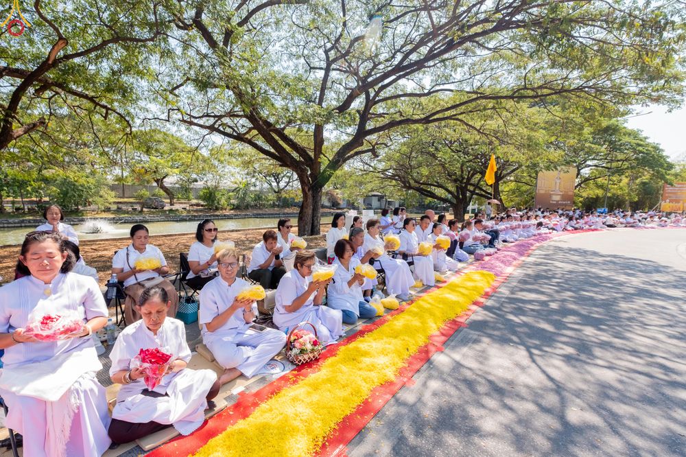 ภาพ No.304078:วันที่ 25 มกราคม พ.ศ. 2569 พิธีต้อนรับพระธรรมยาตรา  รร.สามัคคีราษฏร์บำรุง-วัดพระธรรมกาย ในโครงการธรรมยาตรา กตัญญูบูชา มหาปูชนียาจารย์ พระมงคลเทพมุนี(สด จนฺทสโร) พระผู้ปราบมาร อนุสรณ์สถาน 7 แห่ง ปีที่ 14