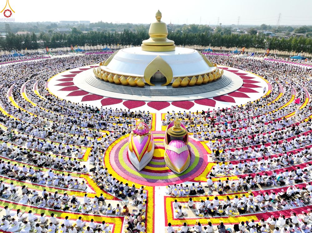 ภาพ No.299295:วันที่ 18 มกราคม พ.ศ. 2569 พิธีต้อนรับพระธรรมยาตรา ณ อนุสรณ์สถานลำดับที่ 5 สถานที่เผยแผ่วิชชาธรรมกายครั้งแรก อนุสรณ์สถานบางปลา วัดบางปลา อำเภอบางเลน จังหวัดนครปฐม ในโครงการธรรมยาตรา กตัญญูบูชา มหาปูชนียาจารย์ พระมงคลเทพมุนี(สด จนฺทสโร) พระผู้ปราบมาร อนุส