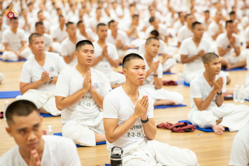 ภาพ No.350106:วันที่ 17-18 กันยายน พ.ศ. 2569 โครงการบรรพชาพัฒนาคุณธรรม จริยธรรม สำหรับนักเรียนนายสิบตำรวจ (นสต.) รุ่นที่ 16 ศูนย์ฝึกอบรมตำรวจภูธรภาค 1  ได้จัดกิจกรรม ณ สภาธรรมกายสากล ห้องแก้ว2