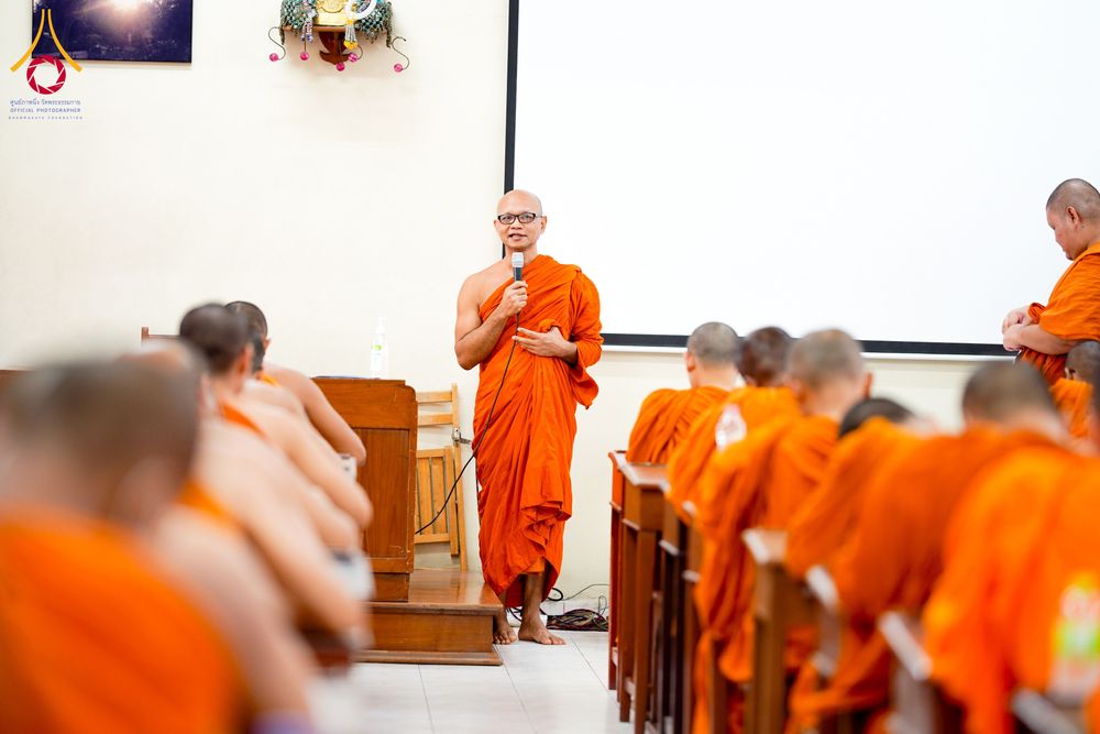 ภาพ No.285702:วันที่ 11-14 ธันวาคม พ.ศ.2568  โครงการอบรมบาลีก่อนสอบสนามหลวง สำนักเรียนวัดสามพระยา ชั้น ปธ.6-9 ประจำปี 2568-2569 ณ วัดสามพระยา กรุงเทพมหานคร