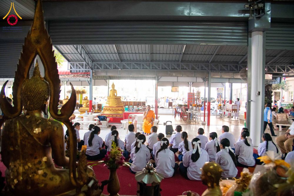 ภาพ No.305068:วันที่ 28 มกราคม พ.ศ. 2569 พิธีทอดผ้าป่าทำนุบำรุงศาสนสถาน ณ วัดเกิดการอุดม อ.คลองหลวง จ.ปทุมธานี ในโครงการธรรมยาตรา กตัญญูบูชา มหาปูชนียาจารย์ พระมงคลเทพมุนี(สด จนฺทสโร) พระผู้ปราบมาร อนุสรณ์สถาน 7 แห่ง ปีที่ 14